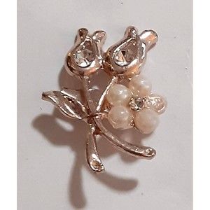 Tiny gold tone 1" faux pearl tulip floral brooch